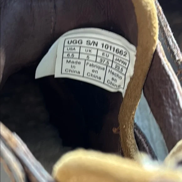 Ugg Patsy Brown Suede Ankle Boots with heels and cutouts size 6.5 fall boots - Picture 8 of 15